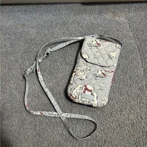 Vera Bradley Carson Cellphone Crossbody, Polar Bears, OS, like new
